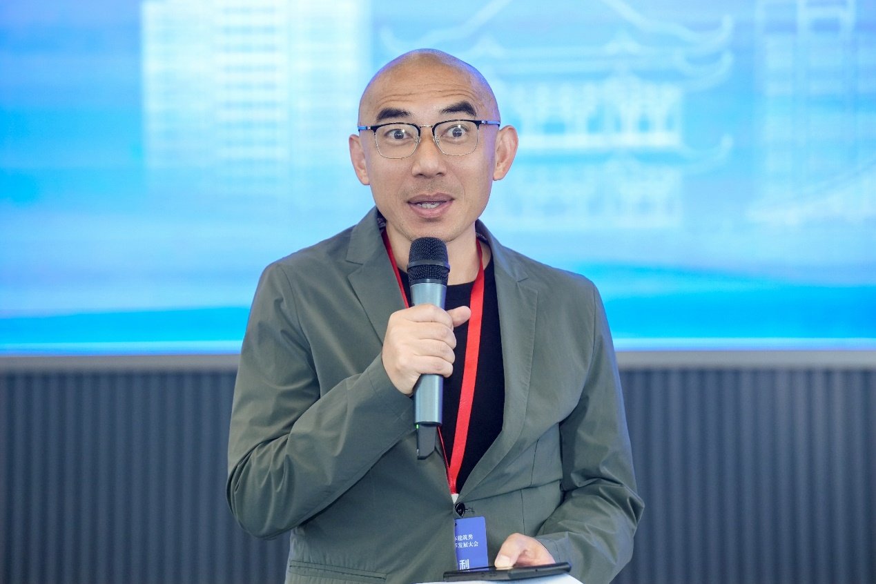 为行业转型期的人才培养路径凝聚共识
