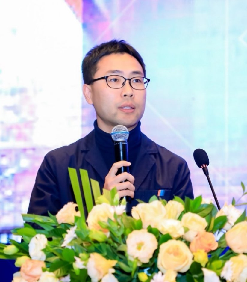 与多位权威专家共同为工业遗产高质量发